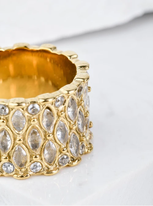 Pierścionek szeroki z kryształkami, złoty S400762Z02