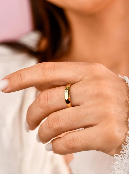 Obrączka gładka z kryształkiem, złota S404155Z00