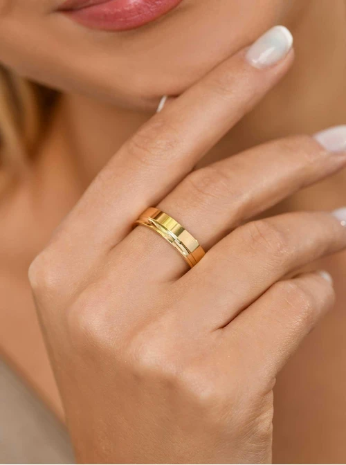 Obrączka z frezem, unisex, złoty S404181Z00