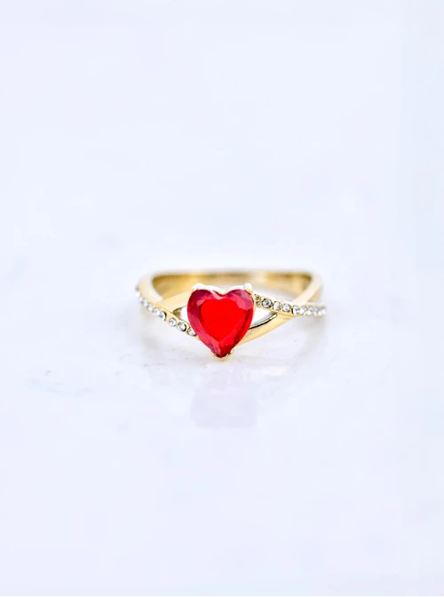 Pierścionek czerwone serce, kryształki, złoty S404139Z03