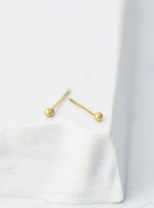 Kolczyki kuleczki, brokatowy mat, (0,2cm), złoty S204935Z00