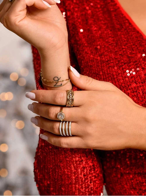 Pierścionek szeroki z kryształkami, złoty S404312Z02