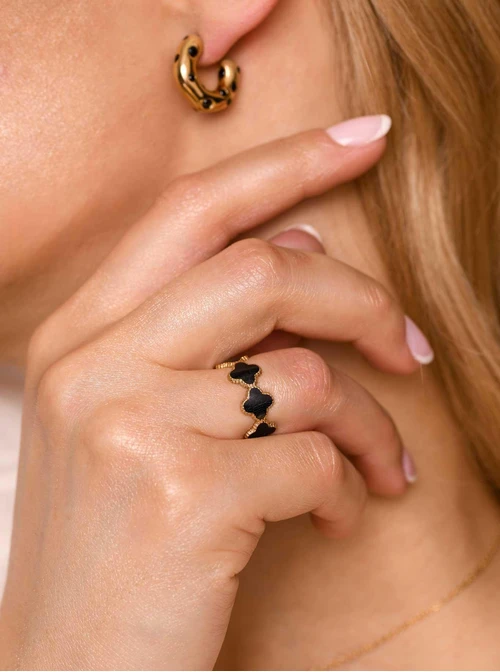 Pierścionek regulowany czarne koniczynki, złoty S405667Z00-0