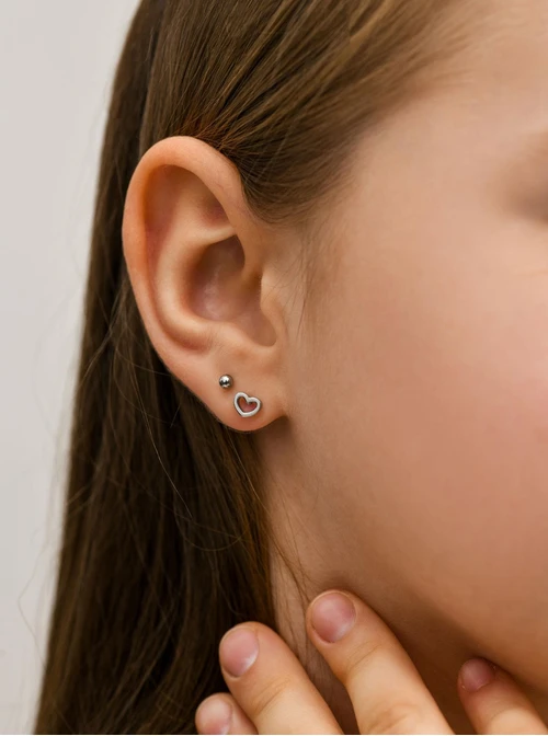 Kolczyki malutkie serduszka, srebrny S205921S00