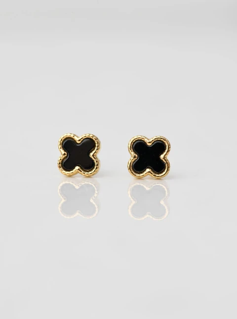 Kolczyki malutkie, czarne koniczynki, złoty S206032Z01