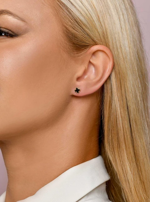 Kolczyki malutkie, czarne koniczynki, złoty S206032Z01