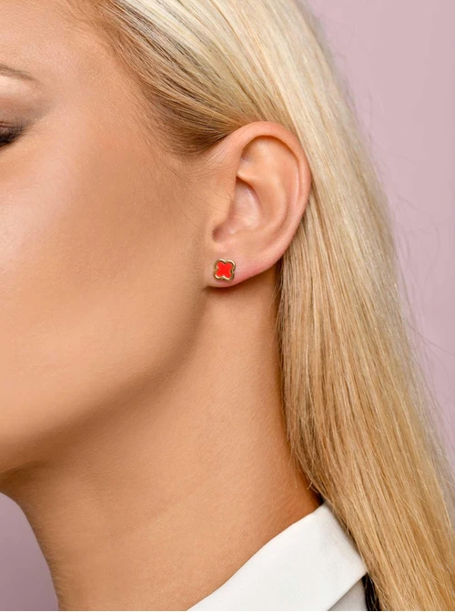 Kolczyki malutkie koniczynki z czerwoną emalią, złoty S206035Z03