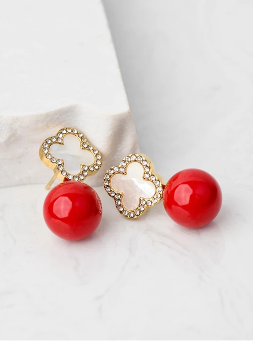 Kolczyki perłowe koniczynki, czerwone kulki, złoty S206640Z00