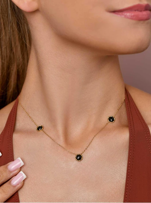 Naszyjnik kółeczka, czarne kryształki, złoty S306057Z00