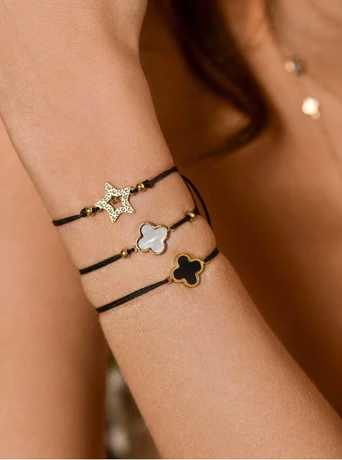 Bransoletka z koniczynką, czarny, złoty S107516Z02