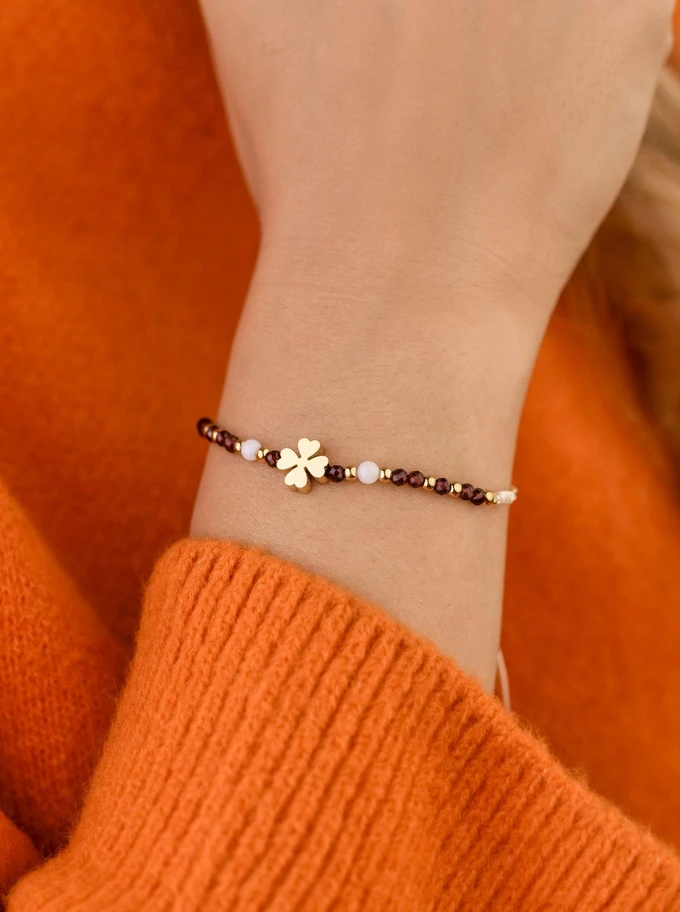 Bransoletka koniczynka, Granat, stal pozłacana S108538Z00