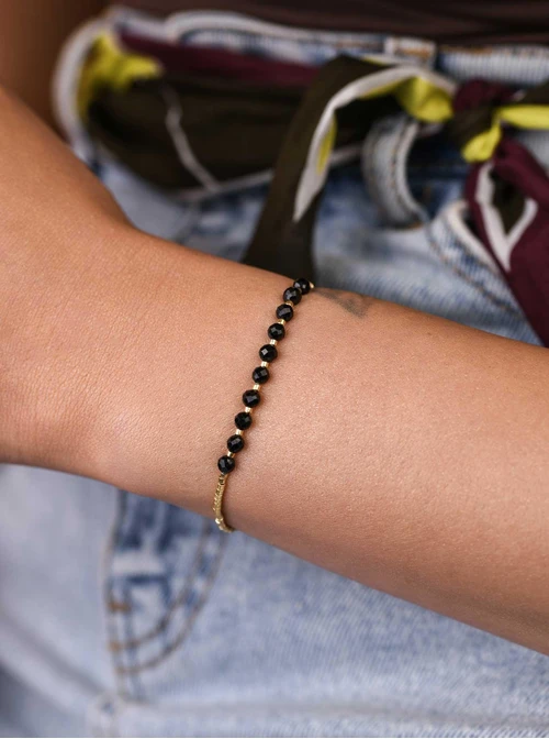 Bransoletka czarne kryształki, koraliki, stal pozłacana S109392Z01