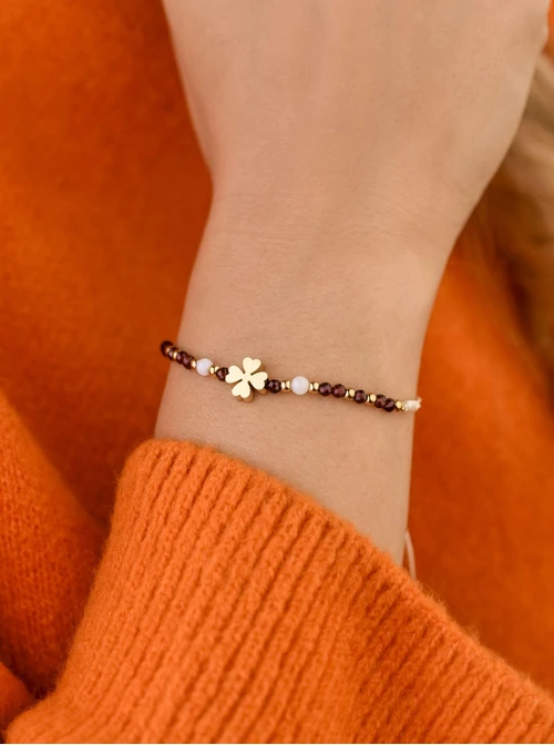 Bransoletka koniczynka, Granat, stal pozłacana S108538Z00