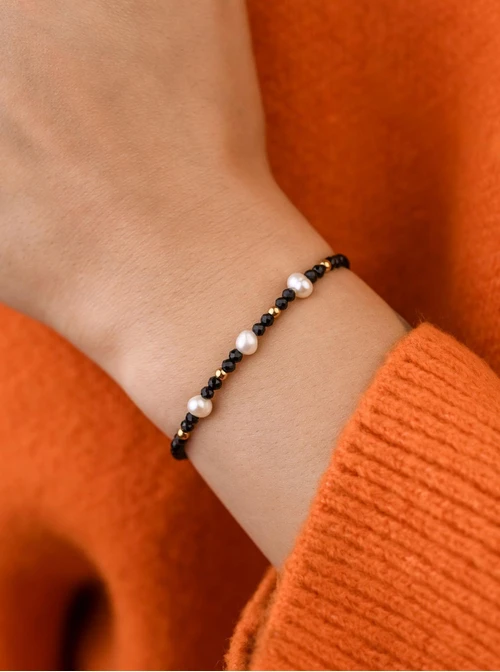 Bransoletka perełki, czarne kryształki, stal pozłacana S109410Z01