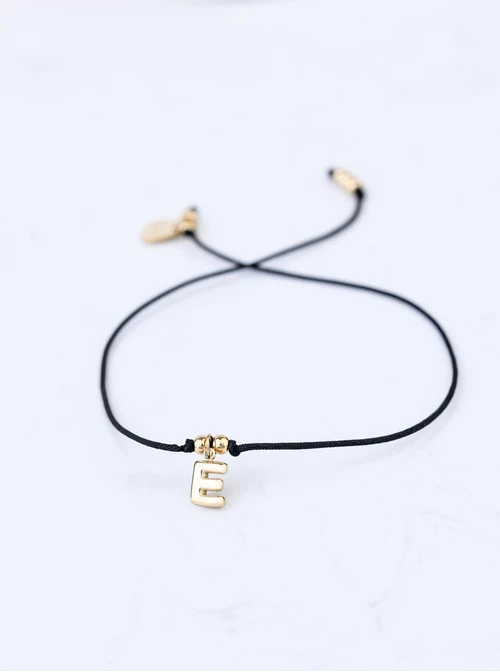 Bransoletka szczęścia, literka E, stal pozłacana S109073Z01