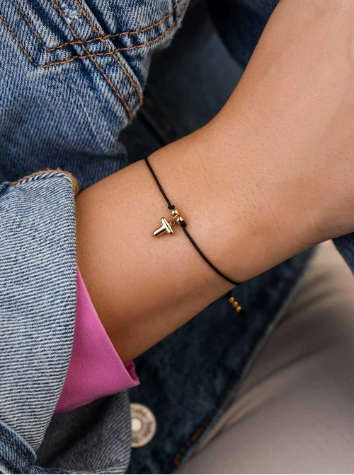 Bransoletka szczęścia, literka T, stal pozłacana S109082Z01