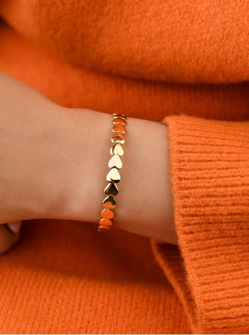 Bransoletka sztywna serduszka, stal pozłacana S109106Z00