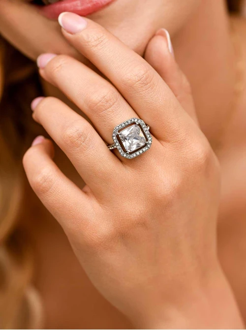 Pierścionek z kwadratowym kryształem, stal S404137S02