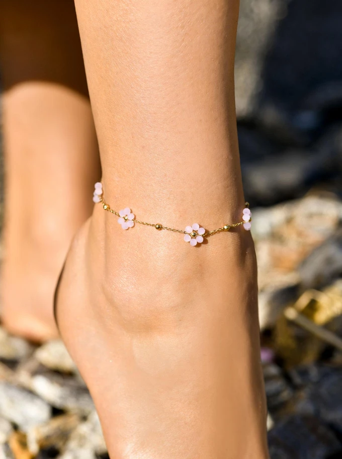 Bransoletka na kostkę, różowe kwiatuszki, stal pozłacana S109634Z06