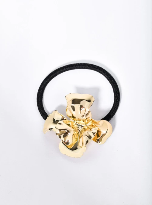  Gumka do włosów z kwiatem  B610008Z00