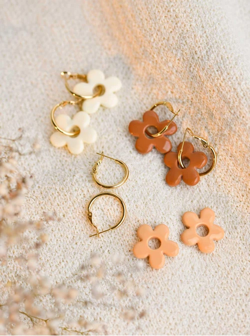 Kolczyki karmelowy kwiatek, stal pozłacana S209675Z12