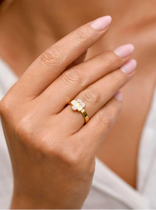 Pierścionek regulowany, fioletowy kwiatuszek, stal pozłacana S409663Z08-0