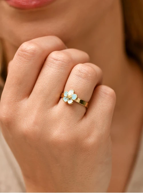 Pierścionek regulowany, niebieski kwiatuszek, stal pozłacana S409666Z04-0