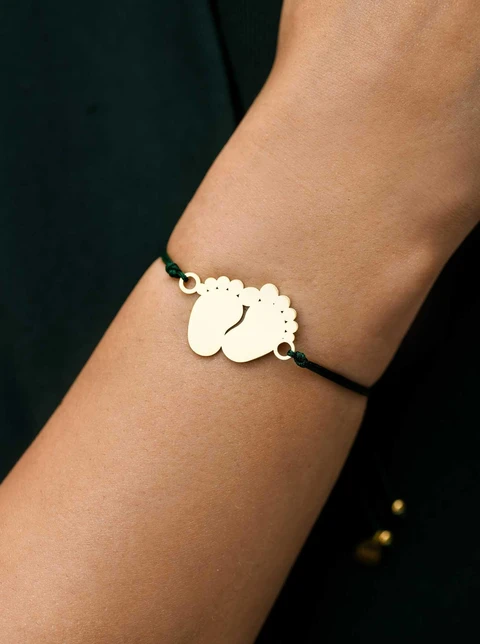 Bransoletka grawer, stópki, serduszko, stal pozłacana S108073Z-05