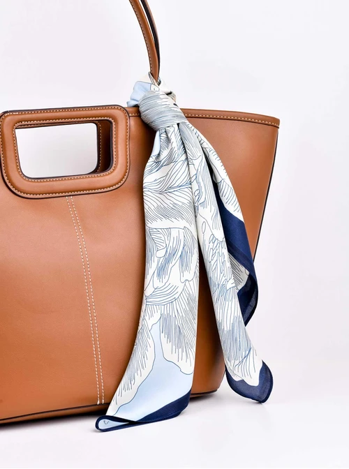 Apaszka Jedwabna, Kwiat, 65 cm x 65 cm, AP10183-07