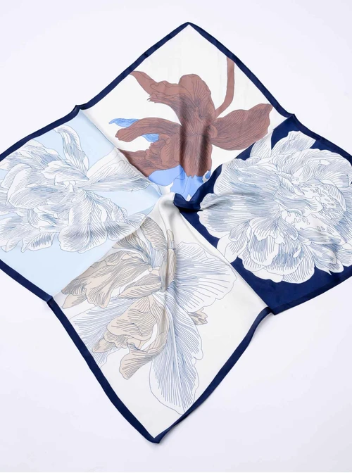 Apaszka Jedwabna, Kwiat, 65 cm x 65 cm, AP10183-07