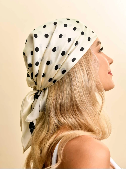 Apaszka Jedwabna, Groszki, 66 cm x 66 cm, AP10135-07