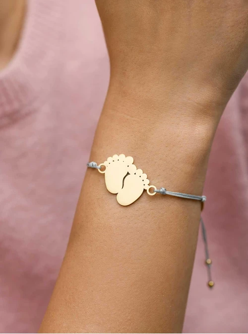 Bransoletka grawer, stópki, serduszko, stal pozłacana S108073Z-09