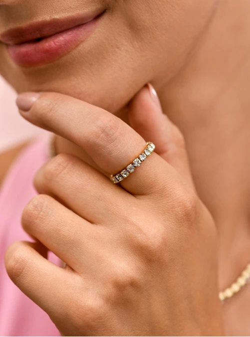 Pierścionek elastyczny, tenisowy, kryształki, ( roz. 8-11) stal pozłacana S410255Z02-0