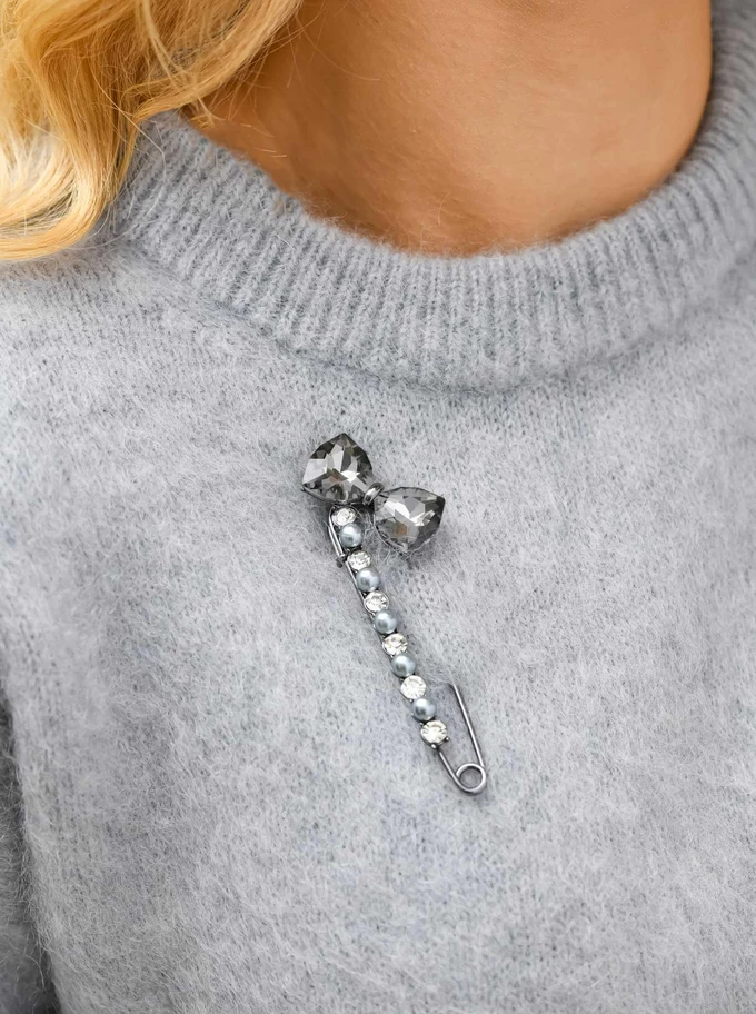 Broszka kokardka B710877P00