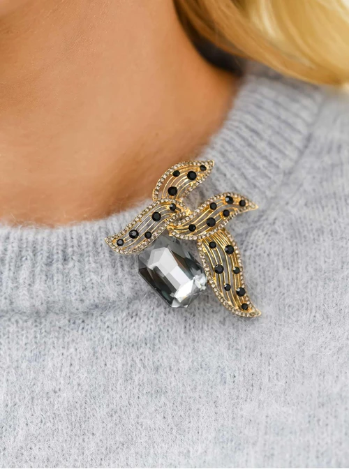 Broszka czarne kryształki B710933Z01