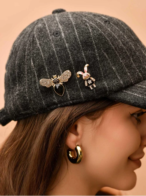 Broszka króliczek B710968Z00