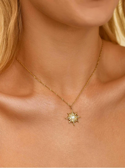 Naszyjnik Róża wiatrów, kryształki, stal pozłacana, S310639Z00