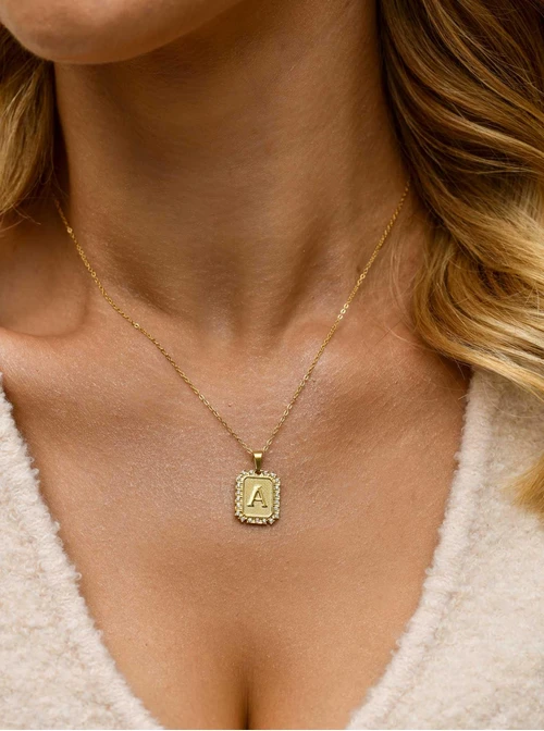 Naszyjnik literka A. kryształki, stal pozłacana  S311327Z00