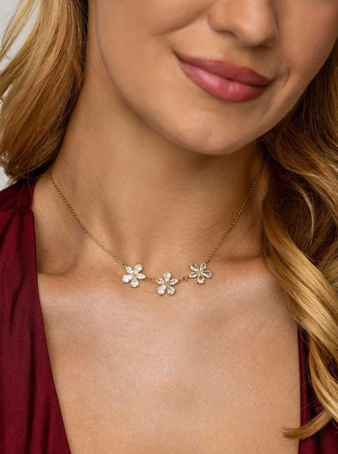 Naszyjnik kwiatuszki z kryształkami, stal pozłacana S311784Z00