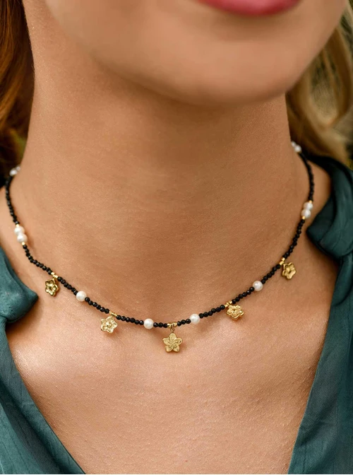 Choker kwiatuszki, perełki, stal pozłacana S311798Z01