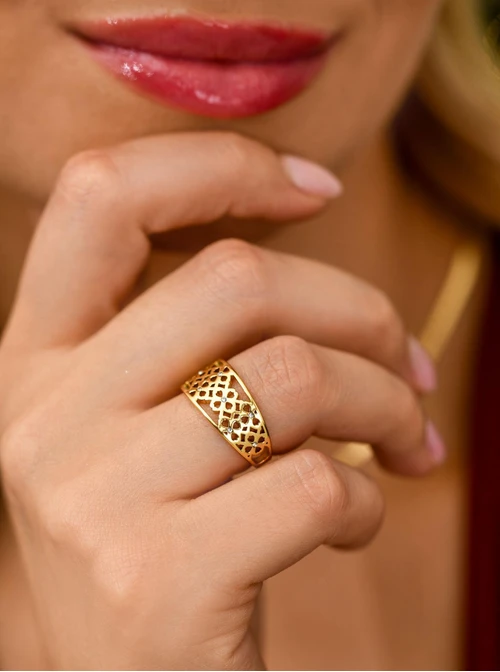 Pierścionek ażurowy, stal pozłacana S410693Z00