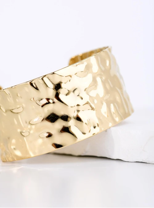 Bransoletka sztywna, gnieciona, stal pozłacana S112638Z00