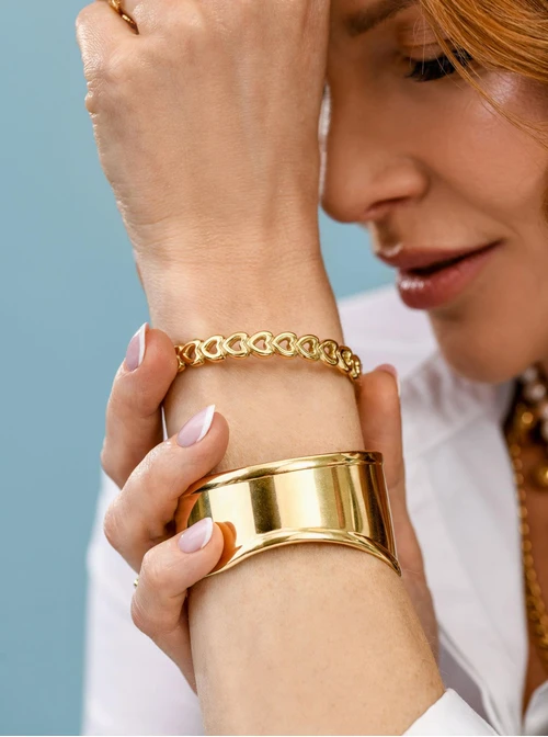 Bransoletka sztywna, serduszka, stal pozłacana S112645Z00