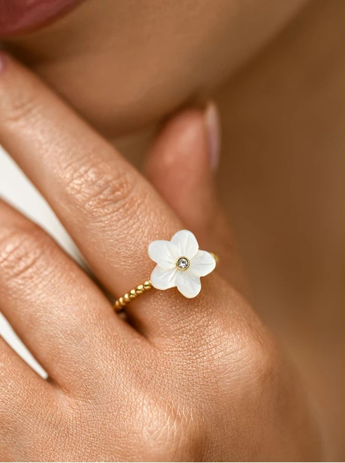 Pierścionek biały kwiatuszek, stal pozłacana S412398Z00
