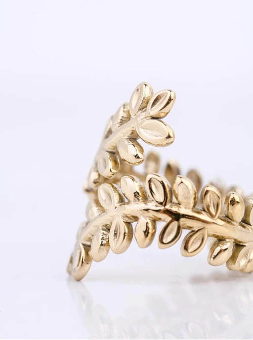 Pierścionek regulowany listki, stal pozłacana S412323Z00-0