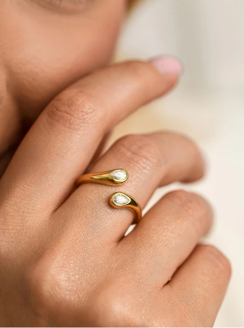 Pierścionek z kryształkami, stal pozłacana S411355Z00