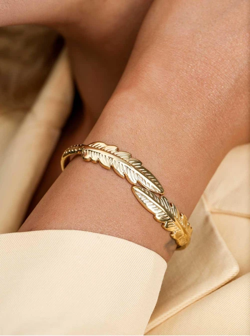 Bransoletka sztywna, liście, stal pozłacana S112647Z00