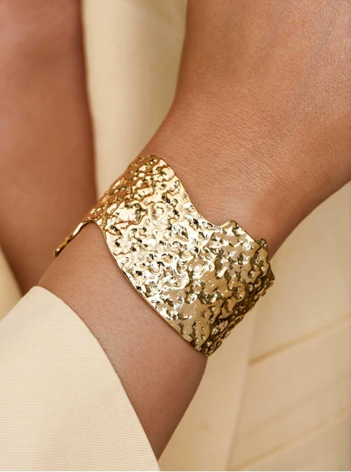 Bransoletka sztywna, młotkowana, stal pozłacana S112622Z00