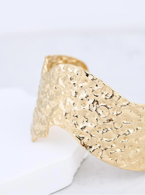 Bransoletka sztywna, młotkowana, stal pozłacana S112622Z00