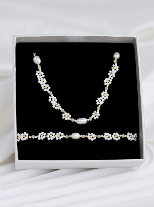 Zestaw Biżuterii Floral Whisper